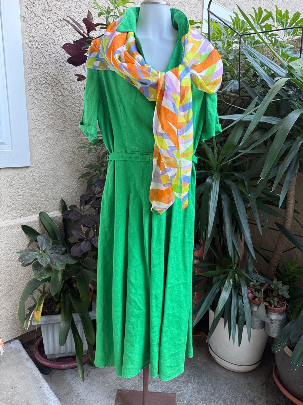 Mango Bright Emerald Green Belted Maxi Linen Dress with Notched Collar and Belt - Picture 2 of 12